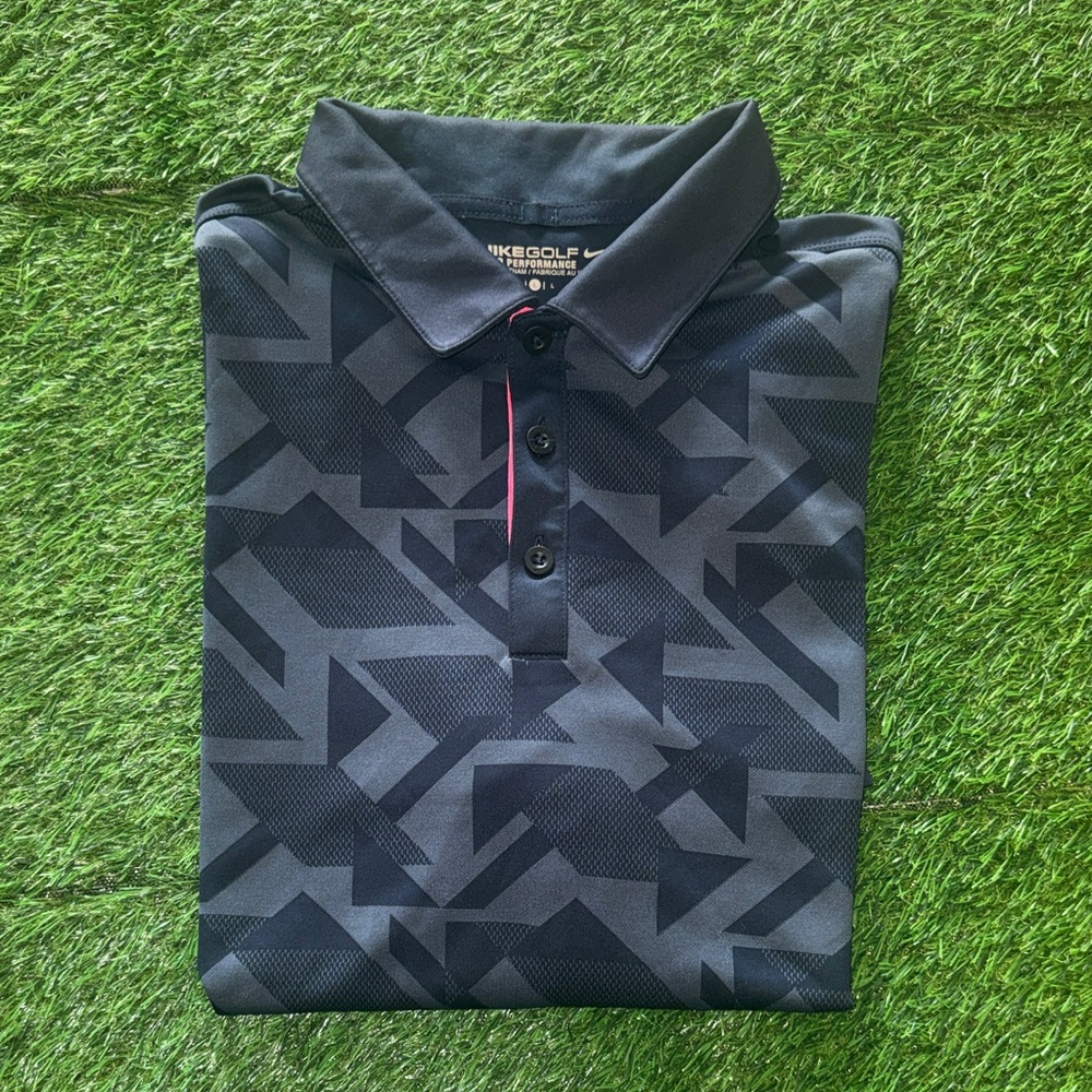 Nike Men's Dark Blue Patterned Polo Shirt